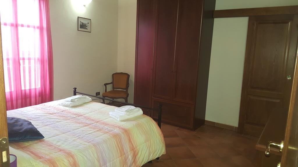 Casa Vacanze L'Oliveta 锡耶纳 外观 照片